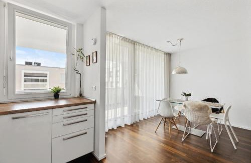 Boeblingen Apartment | Family-Friendly 4-Star Apartment with Balcony & Parking