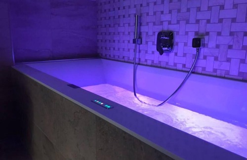 Bad Mergentheim Apartment | Relaxing Apartment with Private Sauna and Whirlpool