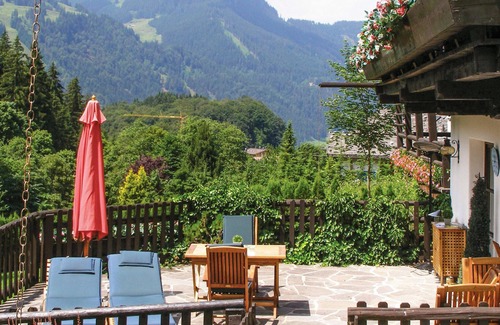 Kitzbuehel House | Indulge in a Premier Chalet Experience in the Kitzbühel Alps