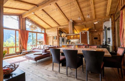 Ramsau im Zillertal Ski Chalet | Deluxe Amenities Await at Luxus Chalet Mühlermoos