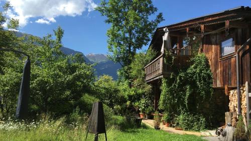 Ramsau im Zillertal Ski Chalet | Deluxe Amenities Await at Luxus Chalet Mühlermoos