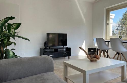 Baden-Baden Apartment | Oceanfront Luxury at Luxus City Apartment - Rated 9/10!