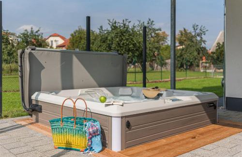 Muritz Apartment | Relaxing AQUAMARIN Retreat with Private Pool & Great Reviews