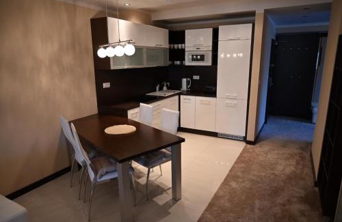 Strbske Pleso Apartment | Luxusný apartmán v Hoteli Panorama s výhľadom na hory