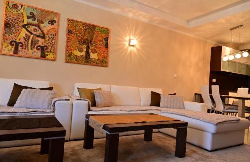 Strbske Pleso Apartment | Luxusný apartmán v Hoteli Panorama s výhľadom na hory
