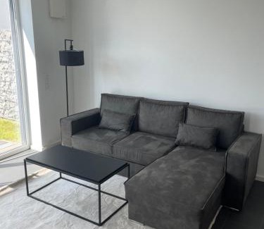 Horde Apartment | Stunning Apartment by Phoenix Lake - Pet and Child Friendly
