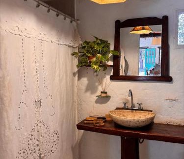 Carpinteria Apartment | Pet-Friendly Luz de Cabaña with Pool & 9/10 Guest Rating