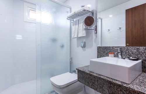 Foz do Iguacu Hotel | Rated 9/10: Luz Hotel by Castelo Itaipava with Pool & Spa