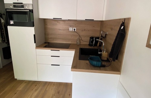 Esquieze-Sere Apartment | Comfortable Luz-Saint-Sauveur Apartment with Garage Option