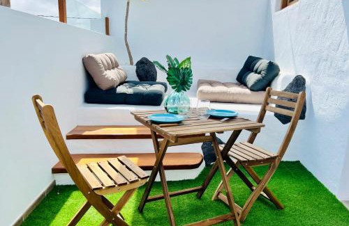 Nazaret Apartment | Serenity Awaits: Discover Calme et Tranquillité Absolue