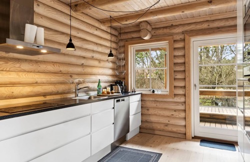 Sonderho House | Cozy Luzy: Oceanfront Retreat 1km from the Sea