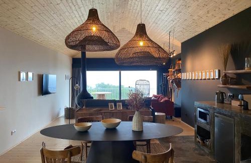 Angra do Heroismo Apartment | Discover LUZZ me - Casa das Doze Ribeiras: 9/10 Guest Rated