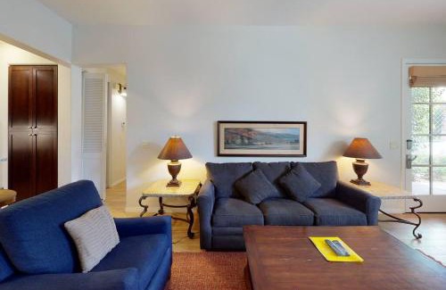 La Quinta Apartment | Premier Pet-Friendly 1 Bedroom Legacy Villas Retreat