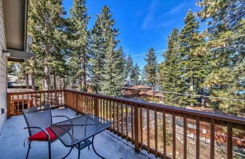 Lincoln Park Villa | Relaxing Villa Steps from the Beach with Hot Tub Access