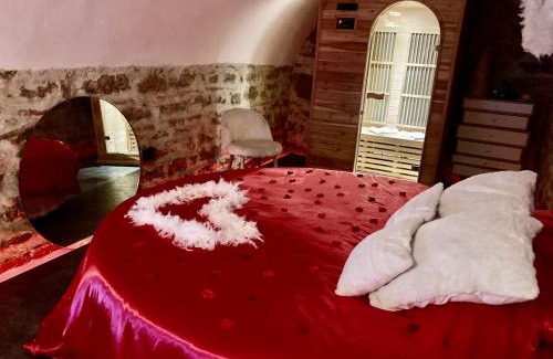 Old Lyon Apartment | Elegant Stay at Ly'Ove with Delicious Breakfast Included