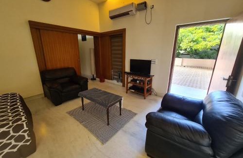 Bullawala Cabin | Tranquil Lychee Bungalow: Guest Rated 9/10 & Kitchen Access