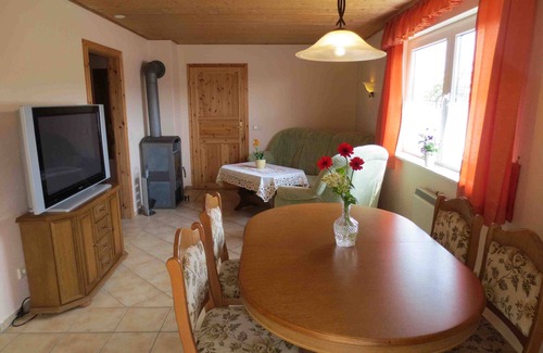 Lychen Apartment | Lychen Holiday Apartment: Ideal Stay for 3 with Pool