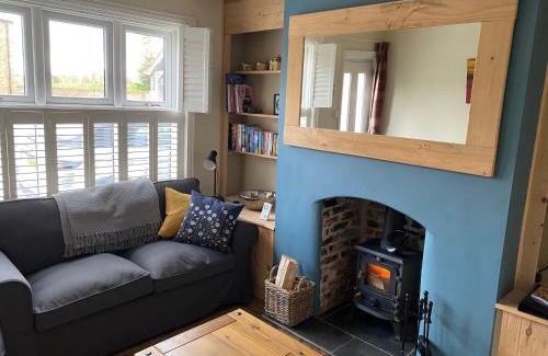 Aldbrough House | Pet-Friendly Lychgate View Cottage - Guest Rated 9.7/10
