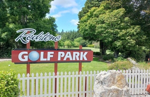 Woodstock House | Discover Family-Friendly Comfort at Lydia's Lodge