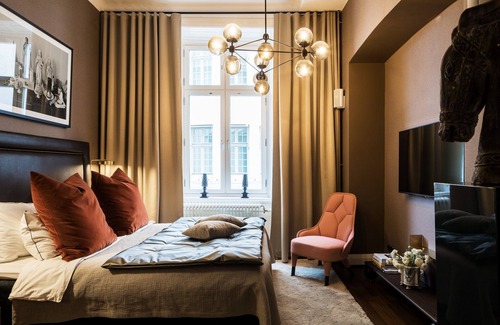 Norrmalm Hotel | Experience Elegance at Lydmar Hotel - Guest Rated 9.8