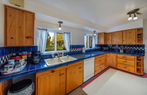 Elgin Apartment | Secluded Farmhouse Near Wineries & Parker Canyon Lake