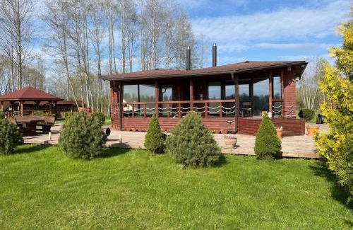 Zemgale House | Relax at Lynx: Pet-Friendly Stay with Hot Tub and Breakfast