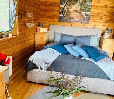 Zemgale House | Relax at Lynx: Pet-Friendly Stay with Hot Tub and Breakfast