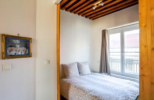 Griffon - Royale Apartment | Discover Nid de l'Opéra: Guest Rated 9/10 Stay Awaits