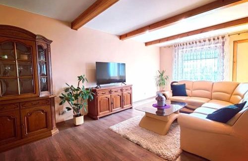Siauliai Apartment | Child-Friendly Escape at Lyra's Cozy Large Apartment