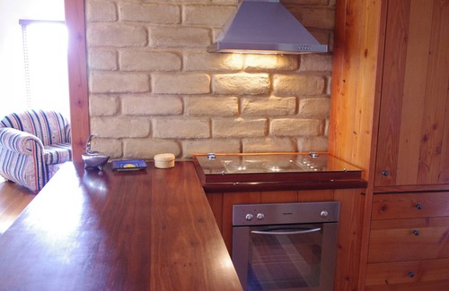 Mount Toolebewong Cottage | Experience Nature at Lyrebird Cottages, Yarra Valley Retreat