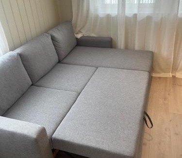 Hamresanden Apartment | Lys rent og trivelig hybelleilighet