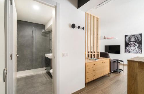 Malasana Apartment | Enchanting Apartment in Central Madrid - Family-Friendly Stay
