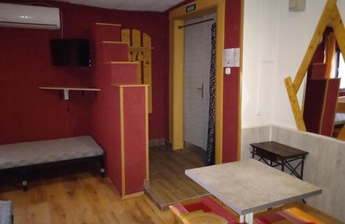 Dunavarsany Hotel | Inviting Málnás Szállás: Pet-Friendly & Family Amenities