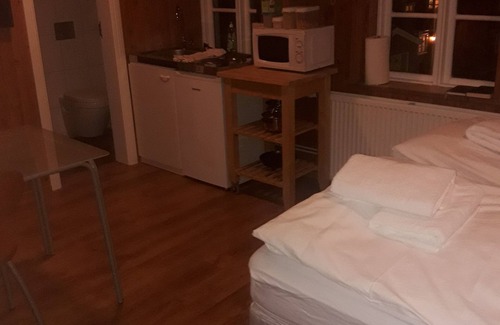 Isafjordur House | Cozy Mánagisting Guesthouse with Family-Friendly Amenities