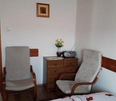 Tard House | Pet-Friendly Mátyás Madár Vendégház: Guest Rated 10/10