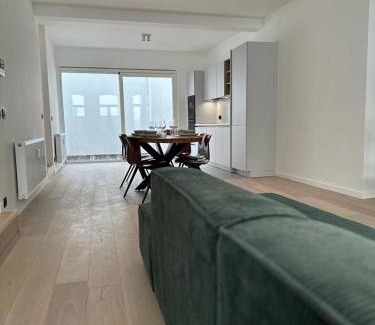 Mechelen Apartment | Relax at Märch - Mechelen Goat 6: Family-Friendly Retreat