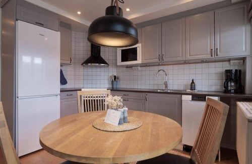 Are Apartment | Top-Rated MårtenLiens Gård: Family-Friendly Retreat