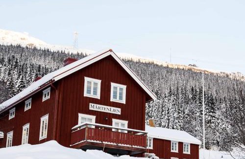 Are Apartment | Top-Rated MårtenLiens Gård: Family-Friendly Retreat