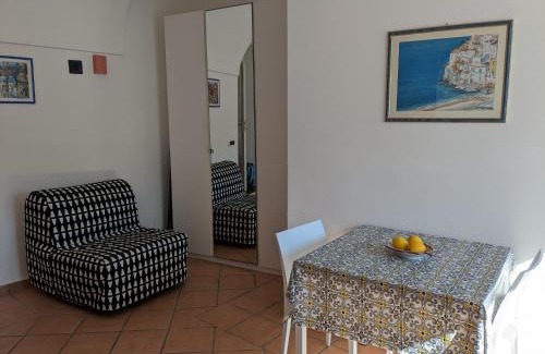Minori Apartment | Oceanfront Méditerranée: Guest Rated 9.1/10 for Families
