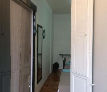 Meier House | Pet-Friendly Méier House: Family-Ready with Kitchen Amenities