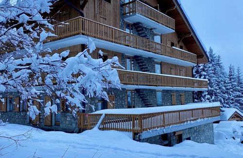 Meribel Apartment | Family-Friendly Apartment in Méribel Centre with Spa Access