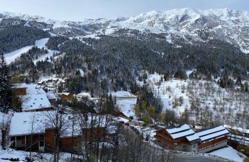 Meribel Apartment | Modern Studio in Méribel for Families of Four