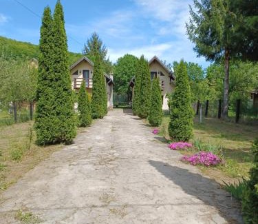 Eremitu House | Pet-Friendly Getaway at Mókus Kulcsosház - Ideal for Families