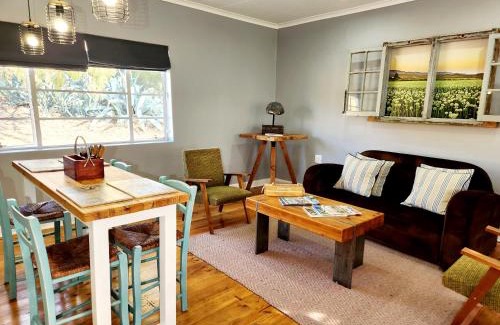 Klaarstroom House | Top-Rated Môreson Cottage: Family-Friendly with Pool Access
