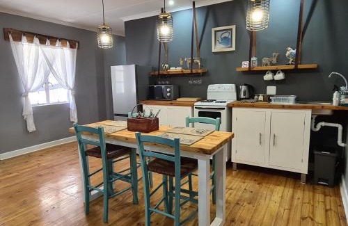 Klaarstroom House | Top-Rated Môreson Cottage: Family-Friendly with Pool Access