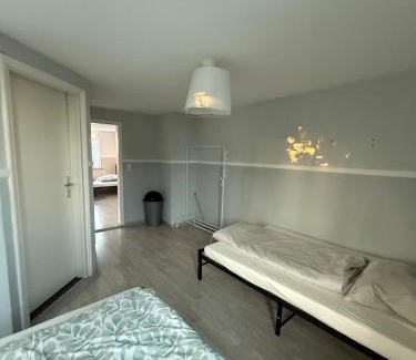 Ichenhausen Apartment | möblierte Ferienwohnung in Günzburg