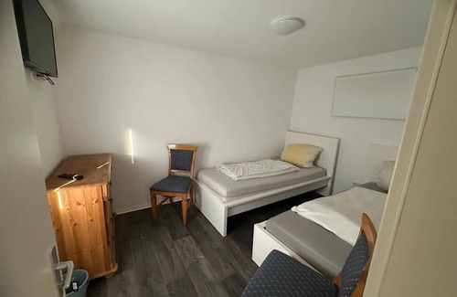 Norten-Hardenberg House | Comfortable Rooms for Groups: Ideal Family Getaway