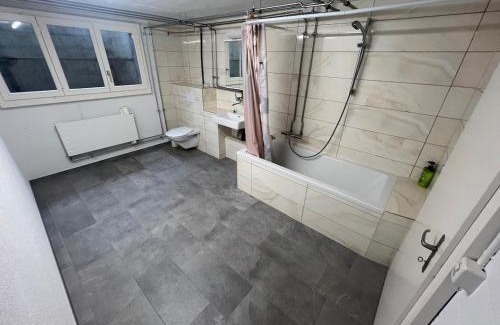 Fulenbach Apartment | Möblierte Studiowohnung 65 m2 Wohnfläche mit Kostenlosen Endreinigung