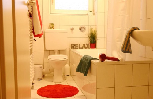 Kupferdreh Apartment | Comfortable Stay at Möblierte Wohnung in Kupferdreh