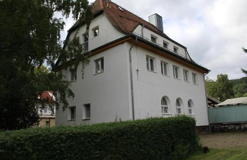 Crawinkel Apartment | Möblierte Zimmer und Wohnungen in Thüringen Wald